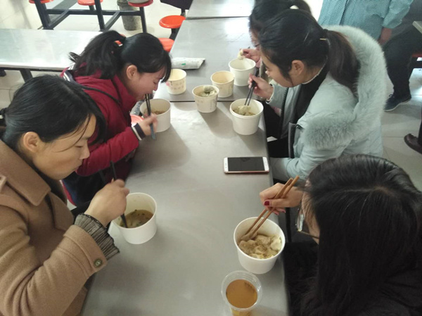 吃在嘴里暖在心里